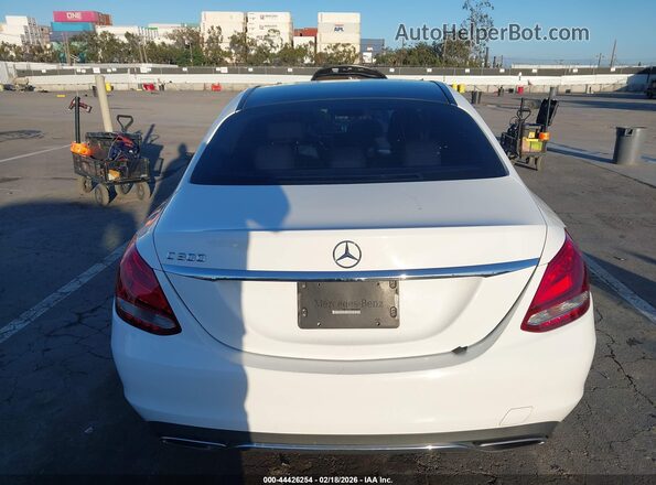 55SWF4JBXGU132399 2016 MERCEDES-BENZ C-CLASS White 