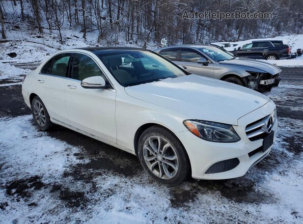 55SWF4KB0HU208020 2017 MERCEDES-BENZ C Белый Передняя правая четверть