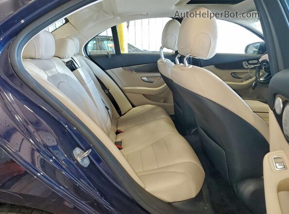 55SWF4KB7JU273100 2018 MERCEDES-BENZ C Blue Widok tylnych siedzeń