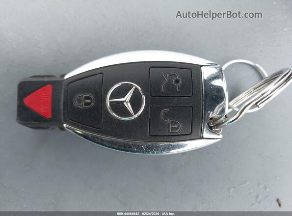 55SWF4KB9GU112417 2016 MERCEDES-BENZ C-CLASS Champagne Vista del salpicadero
