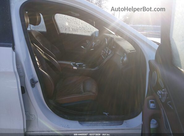55SWF6EB4JU256617 2018 MERCEDES-BENZ AMG C 43 White Вид салону спереду