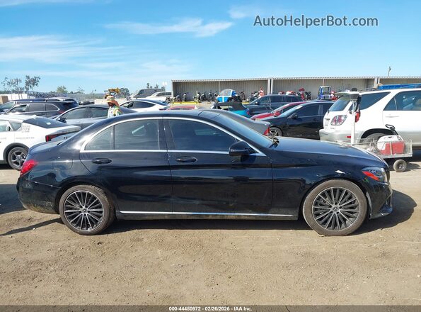 55SWF8DB3KU322573 2019 MERCEDES-BENZ C-CLASS Black Widok wnętrza z tyłu