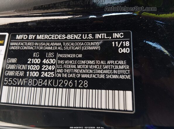 55SWF8DB4KU296128 2019 MERCEDES-BENZ C-CLASS Black Widok komory silnika