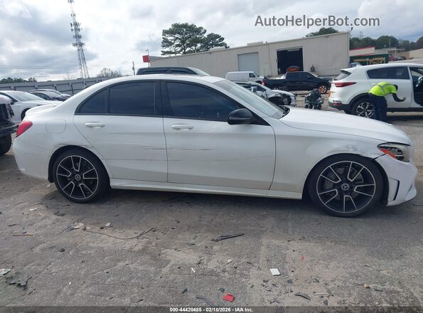 55SWF8DB6KU312586 2019 MERCEDES-BENZ C-CLASS White Widok wnętrza z tyłu