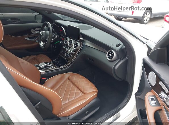 55SWF8HB8HU224142 2017 MERCEDES-BENZ AMG C 63 Green Вид салону спереду