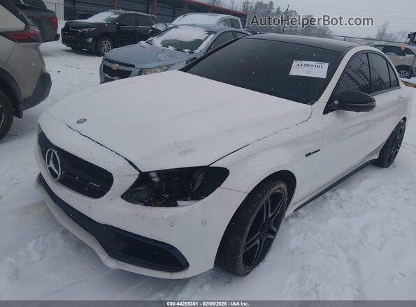 55SWF8HBXHU181651 2017 MERCEDES-BENZ AMG C 63 Белый Передняя левая четверть