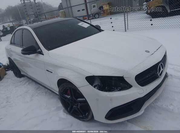 55SWF8HBXHU181651 2017 MERCEDES-BENZ AMG C 63 Белый Передняя правая четверть