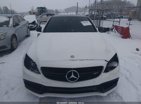 55SWF8HBXHU181651 2017 MERCEDES-BENZ AMG C 63 Белый Вид щитка приборов
