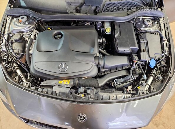 WDDSJ4EB0KN734768 2019 MERCEDES-BENZ CLA-CLASS Gray ძრავის განყოფილების ხედი