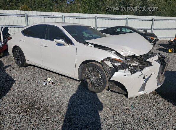 58ADA1C18NU024091 2022 LEXUS ES Белый Передняя правая четверть