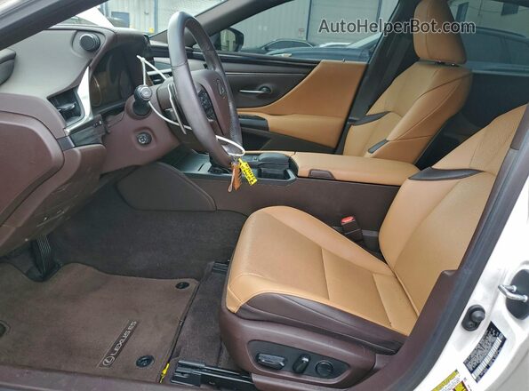 58ADA1C19MU002129 2021 LEXUS ES White Vista interior delantera