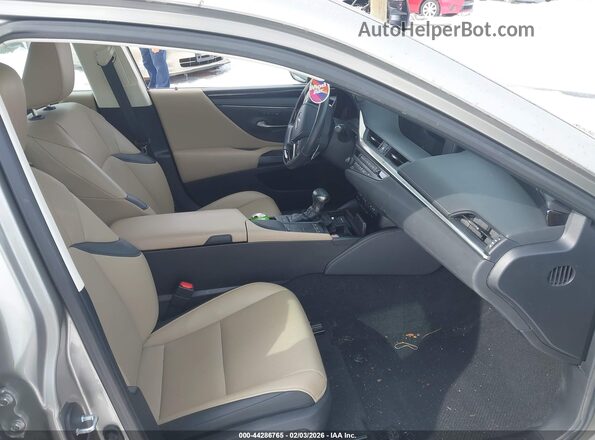 58ADZ1B11LU073804 2020 LEXUS ES 350 Серебряный Вид салона спереди