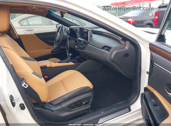 58ADZ1B17PU139830 2023 LEXUS ES 350 Белый Вид салона спереди