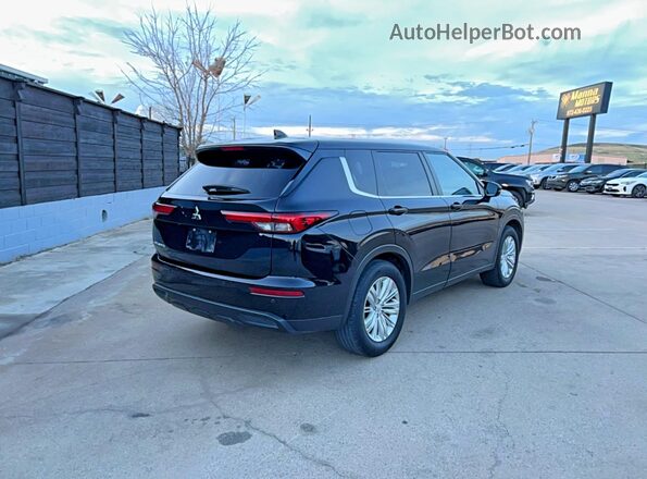 JA4J3UA83RZ033441 2024 MITSUBISHI OUTLANDER Black Widok z przodu