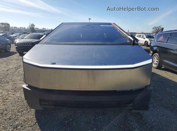 7G2CEGEC3SA076420 2025 TESLA CYBERTRUCK Silver Vista trasera