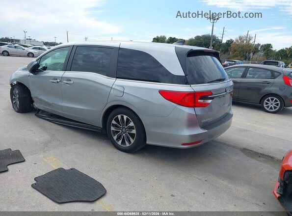 5FNRL6H63RB053798 2024 HONDA ODYSSEY Silver Trasero izquierdo