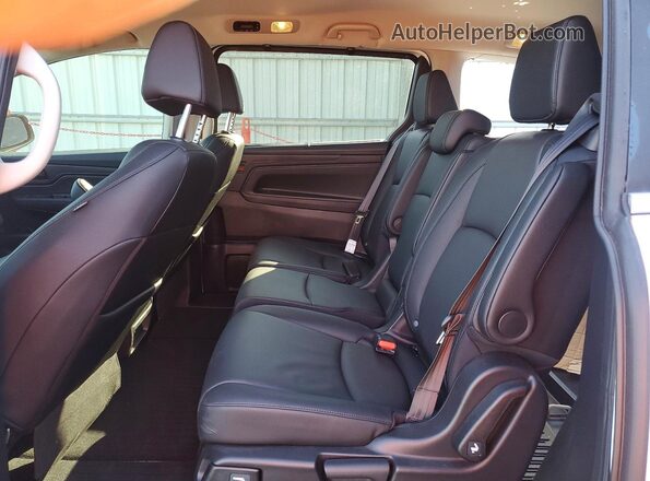 5FNRL6H65TB007249 2026 HONDA ODYSSEY White Vista interior trasera
