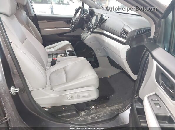 5FNRL6H69PB043337 2023 HONDA ODYSSEY Gray Front interior view
