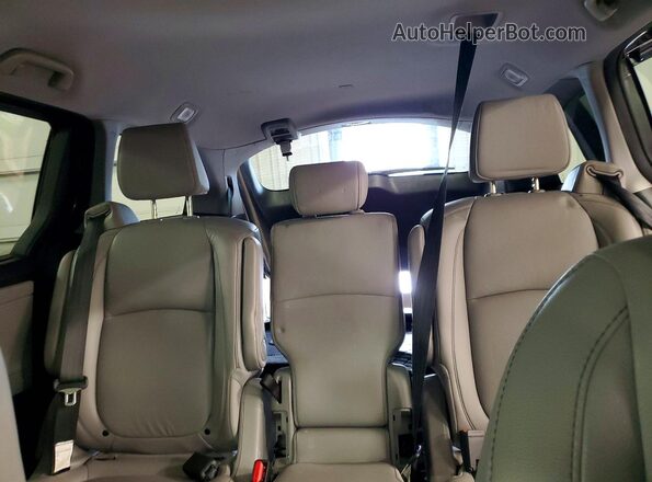 5FNRL6H73NB034073 2022 HONDA ODYSSEY Серебряный Вид задних сидений