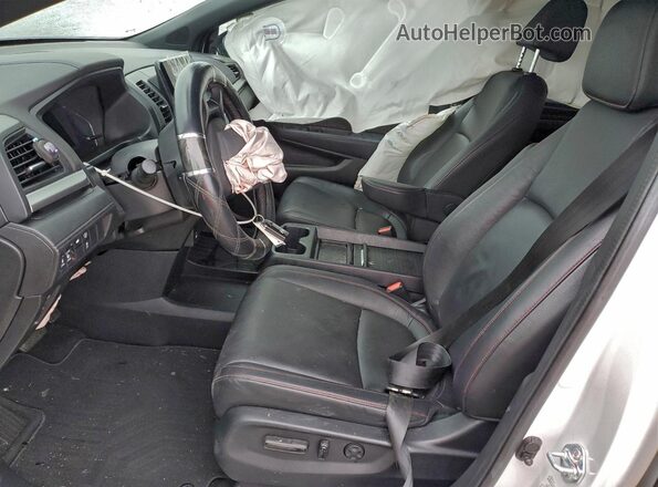 5FNRL6H74RB069002 2024 HONDA ODYSSEY White Widok wnętrza z przodu