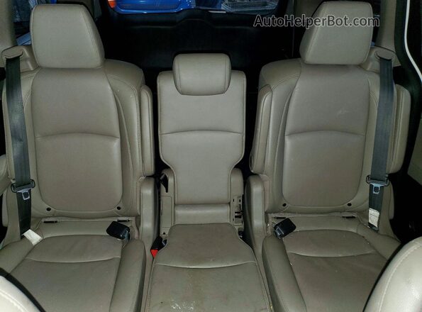 5FNRL6H79KB111072 2019 HONDA ODYSSEY White Widok tylnych siedzeń