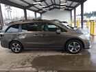 2018 Honda Odyssey Touring Gray vin: 5FNRL6H85JB010540