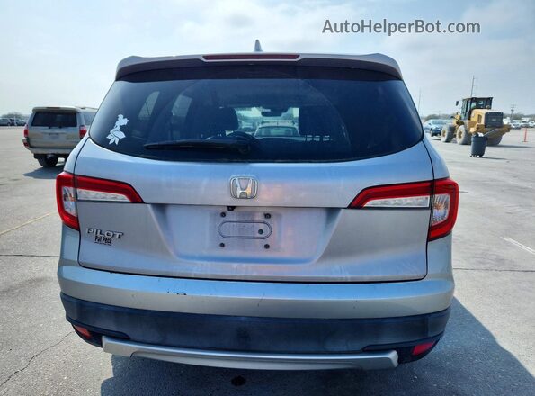 5FNYF5H58KB000735 2019 HONDA PILOT Серебряный Вид сзади