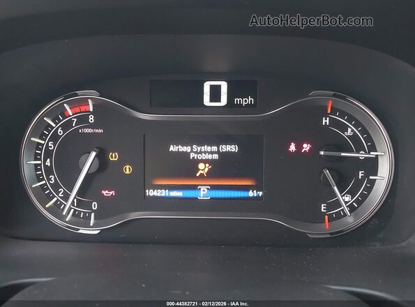 5FNYF5H5XJB028339 2018 HONDA PILOT Белый Вид задних сидений