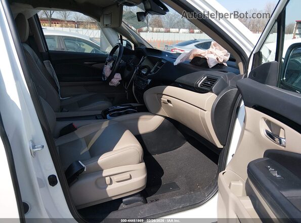 5FNYF5H68MB030281 2021 HONDA PILOT Белый Вид салона спереди