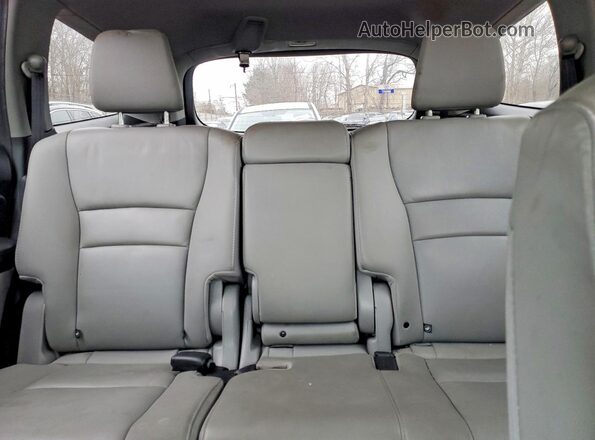 5FNYF6H58HB018991 2017 HONDA PILOT Черный Вид задних сидений