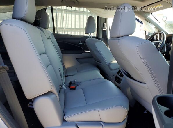 5FNYF6H58KB065476 2019 HONDA PILOT Серебряный Вид задней части салона