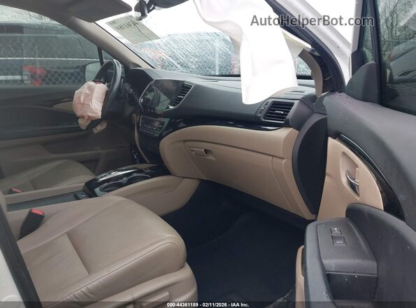 5FNYF6H68KB006341 2019 HONDA PILOT White Вид салону спереду
