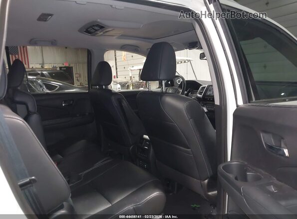 5FNYF6H91HB054217 2017 HONDA PILOT Белый Вид наклейки с VIN-кодом