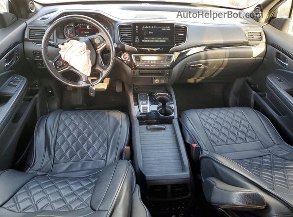 5FNYF7H93KB002861 2019 HONDA PASSPORT Белый Вид панели приборов