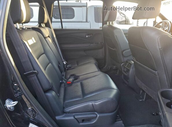 5FNYF8H50MB025147 2021 HONDA PASSPORT Black Widok wnętrza z tyłu