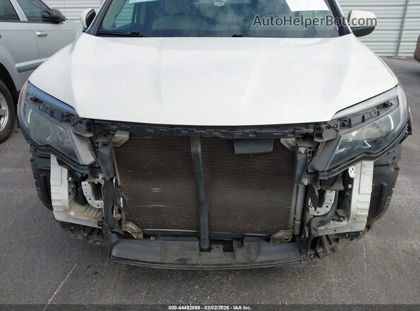 5FPYK2F67HB010162 2017 HONDA RIDGELINE Белый Вид задней части салона
