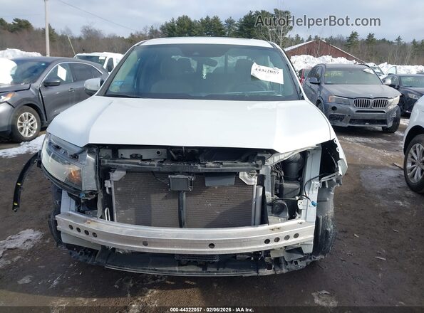 5FPYK3F59NB032138 2022 HONDA RIDGELINE White Widok wnętrza z tyłu