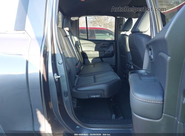 5FPYK3F65RB021653 2024 HONDA RIDGELINE Gray Widok naklejki z numerem VIN