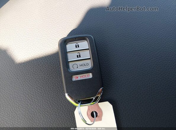 5FPYK3F65TB002267 2026 HONDA RIDGELINE Green Widok deski rozdzielczej
