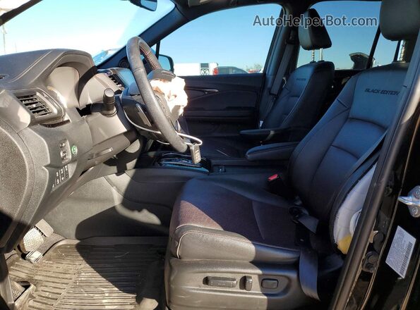 5FPYK3F82PB060988 2023 HONDA RIDGELINE Черный Вид салона спереди