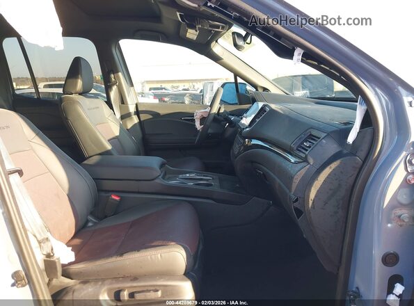 5FPYK3F84TB005405 2026 HONDA RIDGELINE Blue Vista interior delantera