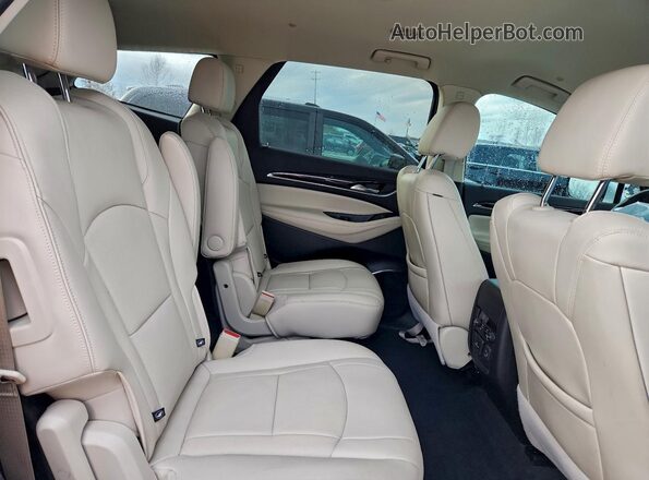 5GAERCKW5NJ164345 2022 BUICK ENCLAVE White Widok wnętrza z tyłu