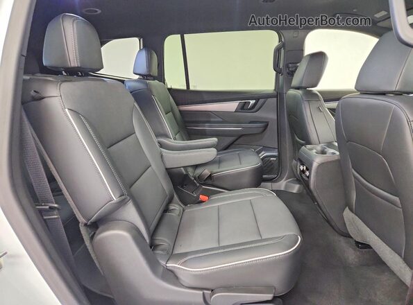5GAEVAKS2TJ152082 2026 BUICK ENCLAVE Белый Вид задней части салона