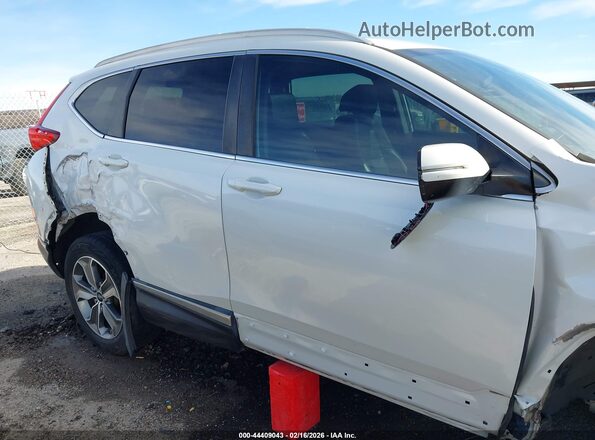 5J6RW2H91HL008956 2017 HONDA CR-V Белый Вид задней части салона
