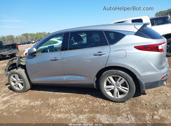 5J8TC1H79LL009084 2020 ACURA RDX Silver Rear interior view