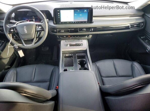 5LM5J6WC7SGL31409 2025 LINCOLN AVIATOR Красный Вид панели приборов