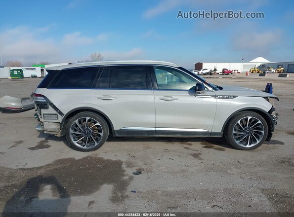 5LM5J7XC3LGL00616 2020 LINCOLN AVIATOR Серый Панорамный вид салона 360°