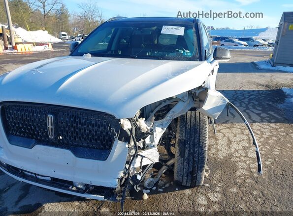 5LM5J7XCXRGL05952 2024 LINCOLN AVIATOR Белый Вид спереди