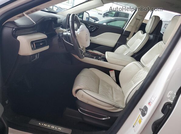 5LM5J9XC0LGL02013 2020 LINCOLN AVIATOR Белый Вид салона спереди