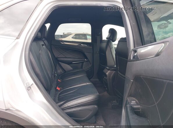 5LMCJ1C92HUL09637 2017 LINCOLN MKC Серебряный Вид наклейки с VIN-кодом